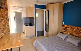 Studio climatisé île naturiste du Levant